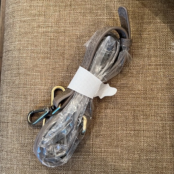 Altar’d State Purse - Picture 6 of 9